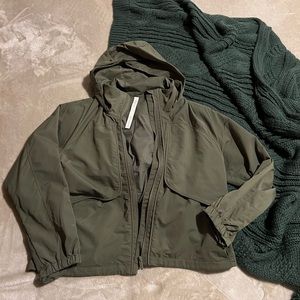 Women’s Lululemon Always Effortless Jacket in perfect condition!